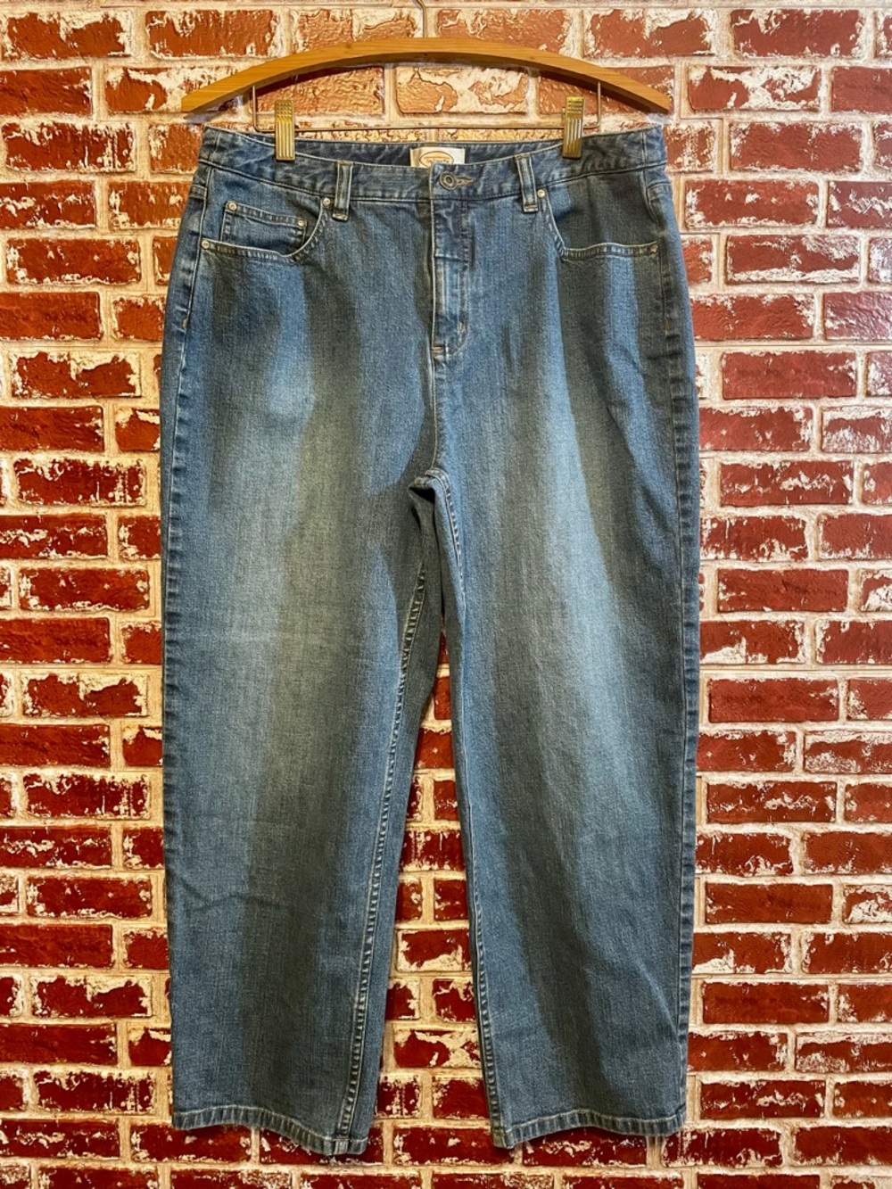 Talbots Vintage Crop Jeans Medium Wash. Size 12 Misses (Vintage fits smaller).